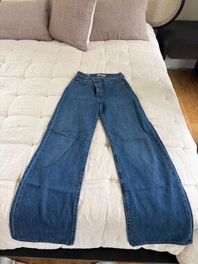 Levi's Wide Leg Dark Blue Denim Jeans
